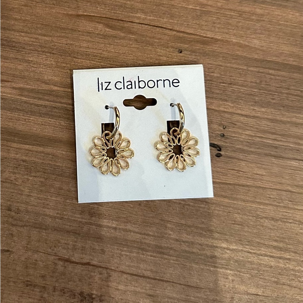 Liz Claiborne Gold Flower Earrings With Surgical Steel Posts.
